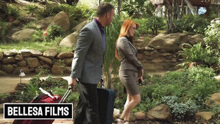 Penny Pax a gyönyörű tinédzser milf