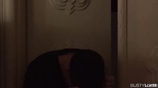 Kyra Hot a magyar pornós bekúrva