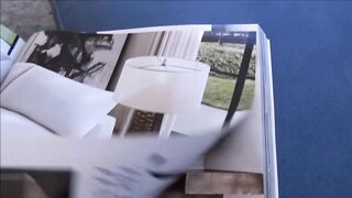 Hatalmas cickós nevelő anya kezelésbe veszi a péniszt