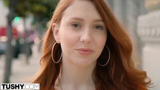 Arietta Adams a vörös örömlány tinédzser