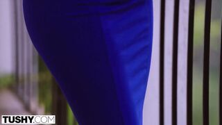 Valentina Nappi kettő rúdat kap