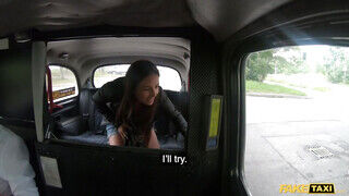 FakeTaxi - Lenna Ross cunija megpakolva