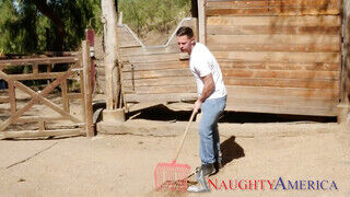 My Friends Hot Moms - Brett Rossi és a tanyasi pali