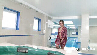 Its POV - Ally Breelsen jacuzziban segglyukba rakva
