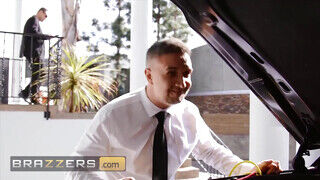 Brazzers - Azul Hermosa a félrebaszós háziasszony