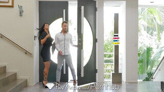 Puremature - Romi Rain a csöcsös ingatlanos