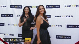 Brazzers - Ava Addams a pornó gálán hancúrozik