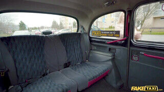 Fake Taxi - Caty Kiss a kívánatos milf