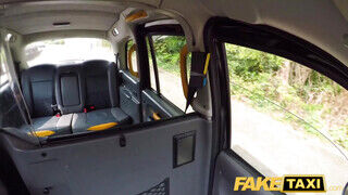 Fake Taxi - Barbie Sins fenékbe dugva