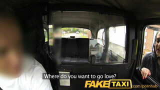 FakeTaxi - tartsd meg a pénzed és inkább szopd le a farkam!