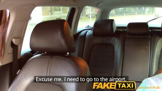 FakeTaxi - csoki csajszit beviszik a kukoricásba