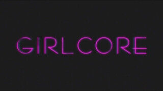 GIRLCORE Angela White tanítja a lányokat leszbizni
