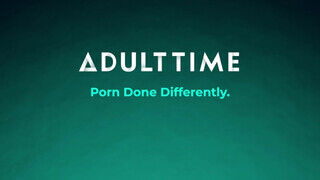 ADULT TIME - pinanyalás és hardcore ollózás a csajok között