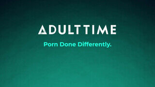 ADULT TIME - leszbi tábor