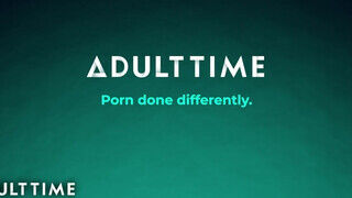 ADULT TIME - Édeshármas sex a konyhában