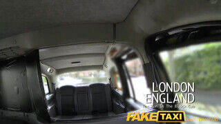 FakeTaxi gigászi csöcsök és egy méretes szőrös cuni