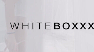 WhiteBoxxx - Nelly Kent a óriási didkós román nőci