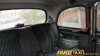 FakeTaxi - bögyös milf cuppanós szája a gigantikus farkon
