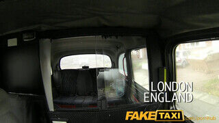 FakeTaxi - telt csoki hajú gádzsi pénzért mindent bevállal
