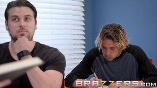 Brazzers - A perverz tanítónéni szopja a diákját