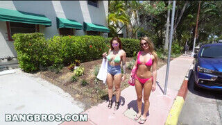 BANGBROS - Daisy Stone a kocsiban baszik