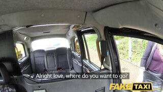 Fake Taxi - Adreena Winters popsiba reszelve a taxiban