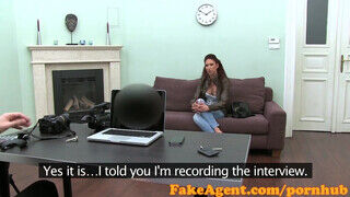 FakeAgent - spanyol táncoslány bájos casting forgatás videója