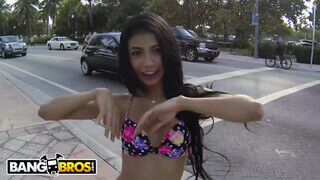 BANGBROS - Veronica Rodriguez vadító venezuelai repedtsarkú