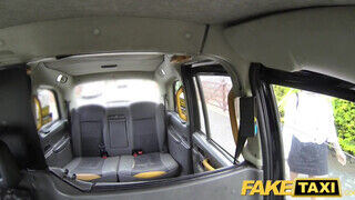 Fake Taxi - Csöcsös tetkós milf megkettyintve