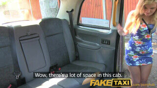 FakeTaxi - kanadai maca picike szűk vaginája