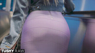 TUSHY RAW - Pristine Edge a izgató zsenge milf