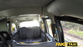 Fake Taxi - Cindy Sun popóba is engedi