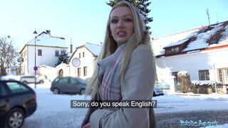 Public Agent - Amber Jayne a gigászi mellű milf