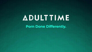ADULT TIME - Amalia Davis keményen segg lyukba rakva