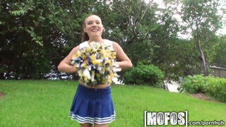 Mofos - Tiff Bannister a cuki drukker bige