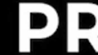 Tinédzser pipit kúr meg a betörő