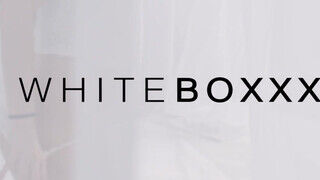 WhiteBoxxx - Jia Lissa és Sabrisse vadító orosz csajok egymással foglalkoznak