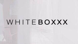 WHITEBOXXX - egyszerűen rám mászott ez a bomba szuka