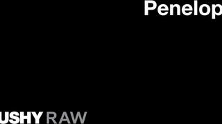 TUSHYRAW - Penelope Cum keményen fenékbe rakva
