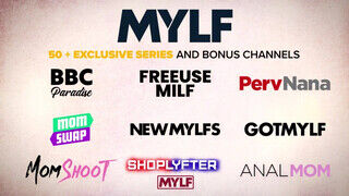 Katie Kush és Jasmine Daze megosztják a pöcst - Mylf