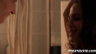 Private com - Ariana Van X gyöngéd kettyintése