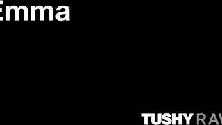 TUSHYRAW - Emma a vékony világos szőke kéjhölgy
