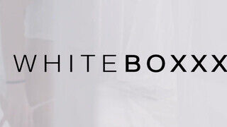 WhiteBoxxx - Sybil és Caprice kényeztetik egymást