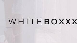 WHITEBOXXX - Nancy gyengéden cidázza