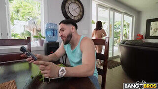 BANGBROS - Crystal Chase a termetes cickós spanyol bige