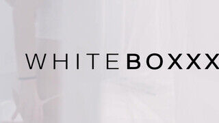 WHITEBOXXX - Sarah Kay gyöngéd kefélése
