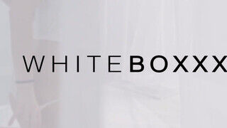 WhiteBoxxx - Nicole Pearl a kiéhezett orosz gádzsi