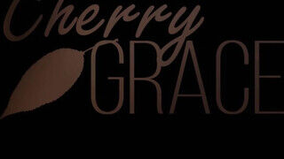 Cherry Grace a gigászi kannás amatőr lány