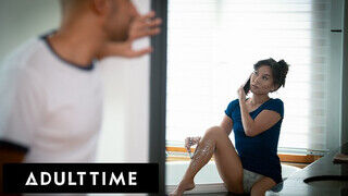 ADULT TIME - Kimmy Kimm a vonzó ázsiai milf