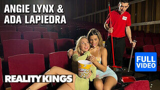 REALITY KINGS - Angie Lynx és Ada Lapiedra a moziban kefélnek